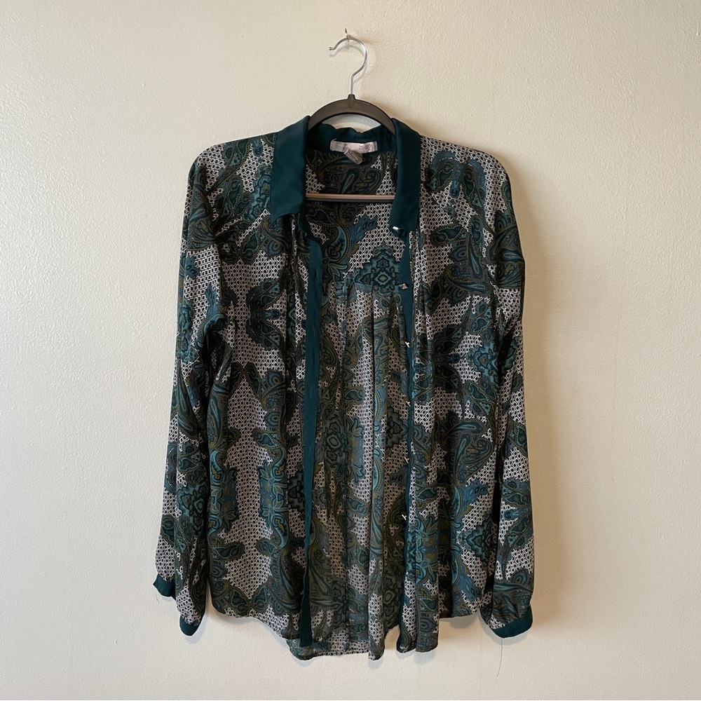 Forever 21 Teal and Black Paisley Top